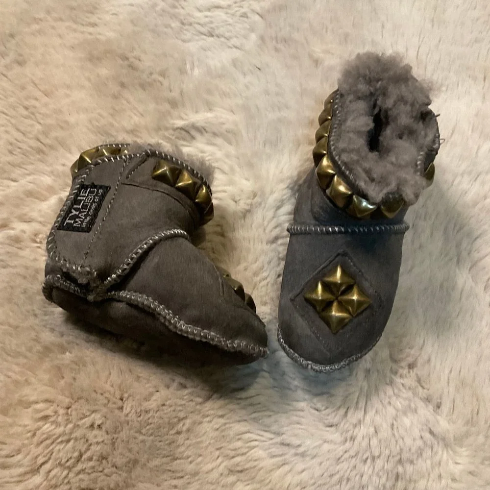 Tylie Malibu Baby Pyramid Stud Booties Gray Hook Loop Closure